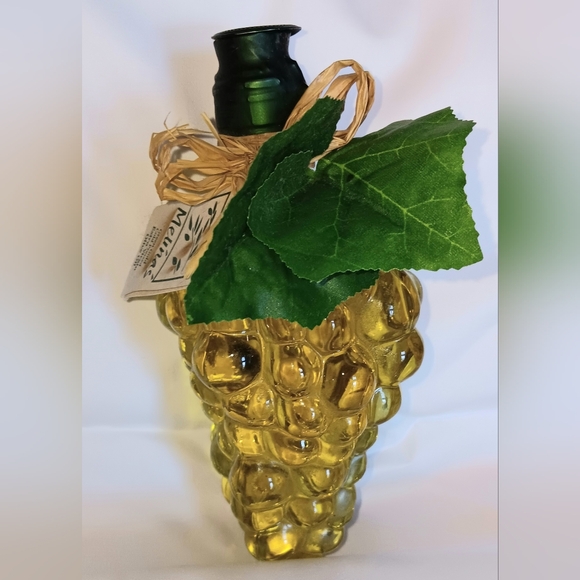 Vintage Melina's Extra Virgin Olive Oil Grape Bottle from Italy 7oz Sealed - Picture 5 of 7